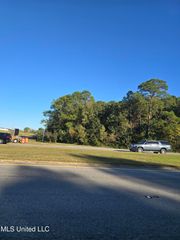 Hwy 90 Highway, Gautier, MS 39553