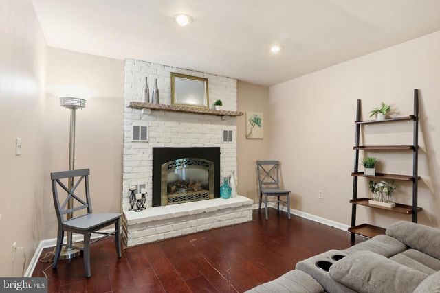 90 STEFFIE DR, Mount Wolf, PA 17347