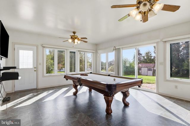 90 STEFFIE DR, Mount Wolf, PA 17347