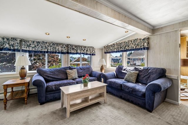 10 70th Street, Newburyport, MA 01950