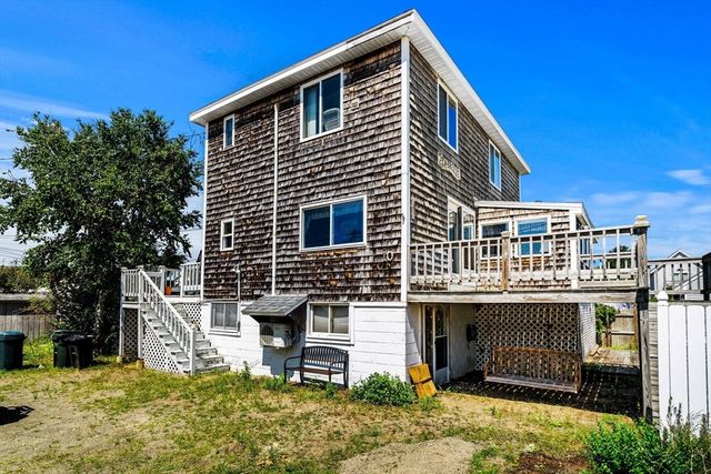 10 70th Street, Newburyport, MA 01950
