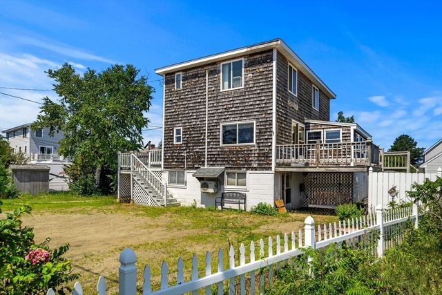 10 70th Street, Newburyport, MA 01950