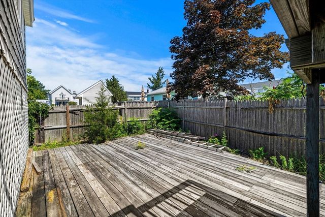 10 70th Street, Newburyport, MA 01950