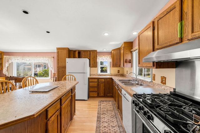 10 70th Street, Newburyport, MA 01950