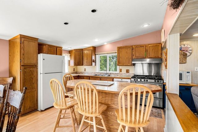 10 70th Street, Newburyport, MA 01950