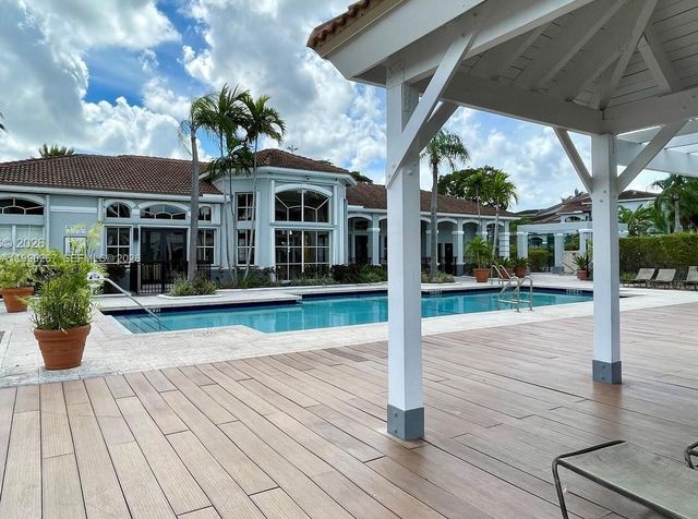 9640 NW 2 St 5106, Pembroke Pines, FL 33024