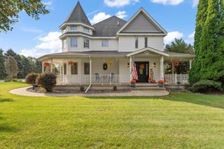 140 Kinsale Avenue, Valparaiso, IN 46385