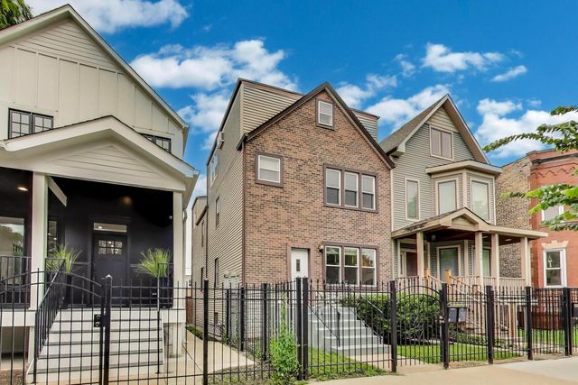 3432 W Palmer Street, Chicago, IL 60647