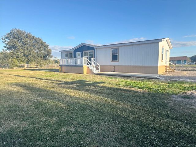 4721 Wickwillow Ln B, Alvin, TX 77539