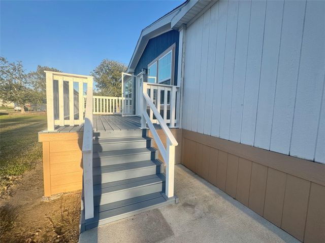 4721 Wickwillow Ln B, Alvin, TX 77539