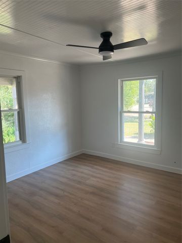422 Goshen W, Canton, TX 75103