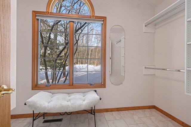 5571 Hickory Lane, Bay City, MI 48706