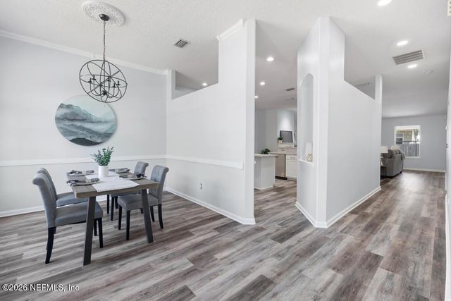 8097 LEAFCREST Drive, Jacksonville, FL 32244