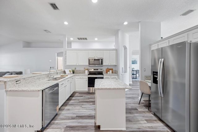 8097 LEAFCREST Drive, Jacksonville, FL 32244