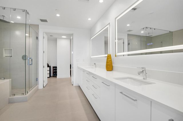 151 N Seabreeze Boulevard N Unit 504, Fort Lauderdale, FL 33304