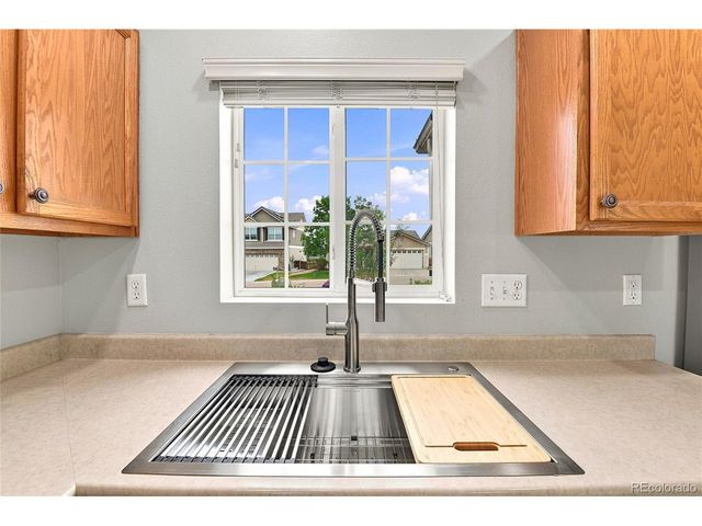 4221 Beautiful Cir, Castle Rock, CO 80109