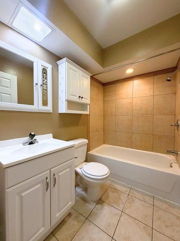 5468 Hubbard Drive, Flint, MI 48506