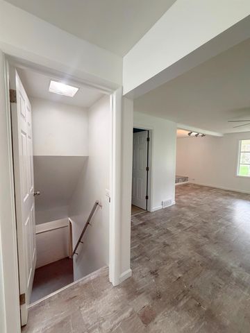 5468 Hubbard Drive, Flint, MI 48506