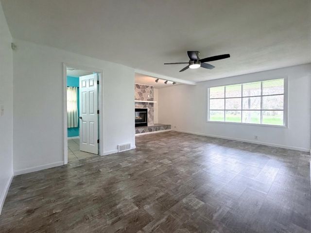 5468 Hubbard Drive, Flint, MI 48506