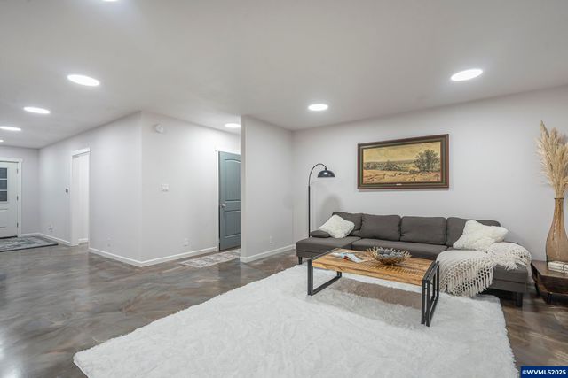 3684 Salmon River Hwy, Otis, OR 97368