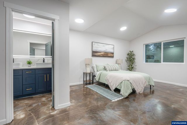 3684 Salmon River Hwy, Otis, OR 97368