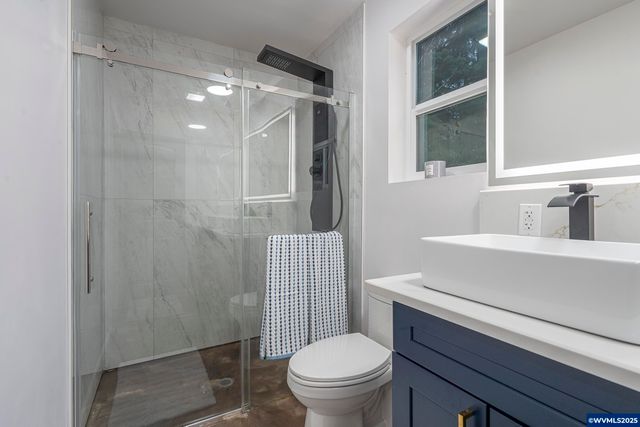 3684 Salmon River Hwy, Otis, OR 97368