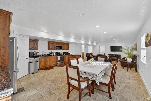 141 WOLVERINE CRK, Elk Ridge, UT 84651
