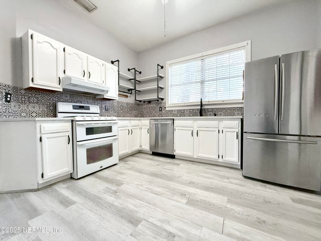 2739 GREEN Street, Jacksonville, FL 32205