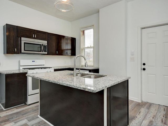 683 S Champion Avenue, 683, Columbus, OH 43205