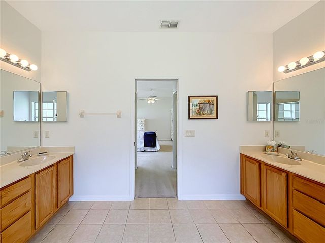 24100 PEEKSKILL STREET, Leesburg, FL 34748