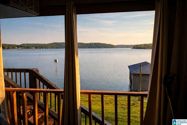 39 SANDHILL DRIVE, Ohatchee, AL 36271