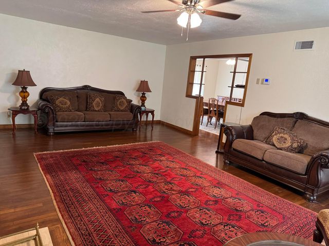 300 N 6th Street, Canadian, TX 79014