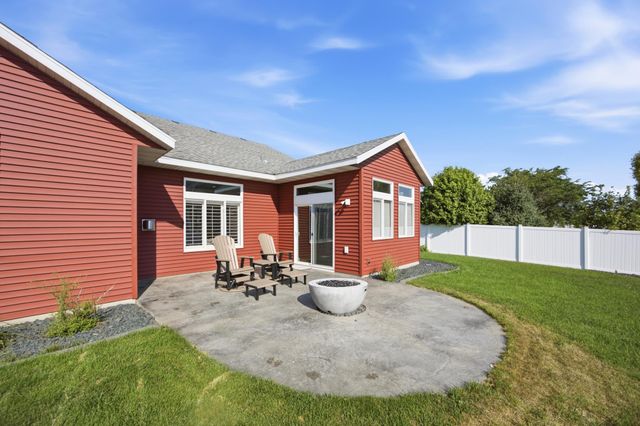 7032 26th Street S, Fargo, ND 58104