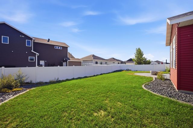 7032 26th Street S, Fargo, ND 58104