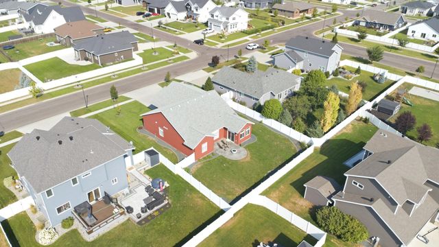 7032 26th Street S, Fargo, ND 58104