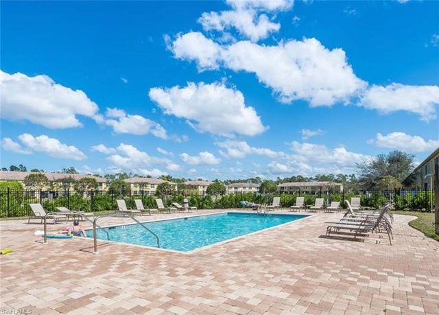 1400 Mariposa CIR # 103, Naples, FL 34105