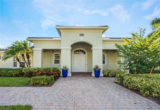 1400 Mariposa CIR # 103, Naples, FL 34105