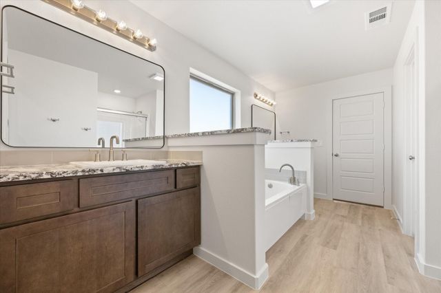 12004 Kewanee Avenue, Lubbock, TX 79424