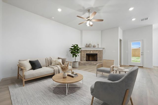 12004 Kewanee Avenue, Lubbock, TX 79424