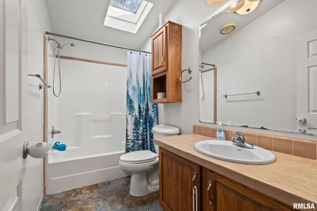 2265 Jostes Road, Rochester, IL 62563