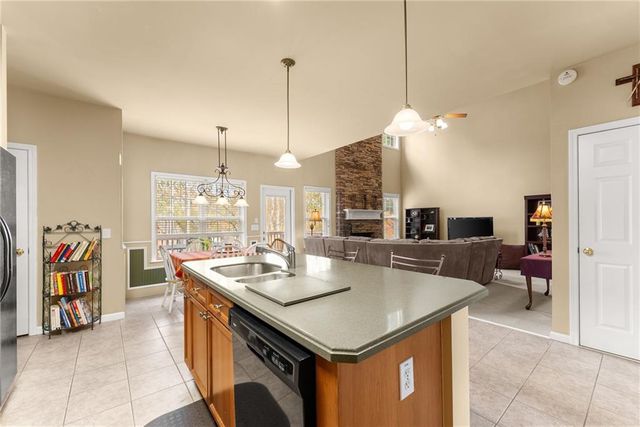 1000 Island Bluff Lane, Buford, GA 30518