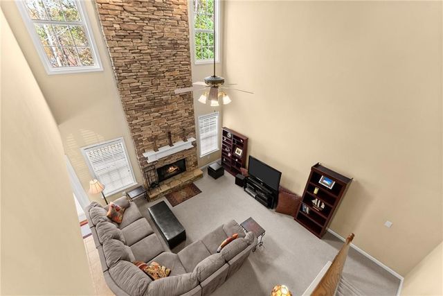 1000 Island Bluff Lane, Buford, GA 30518