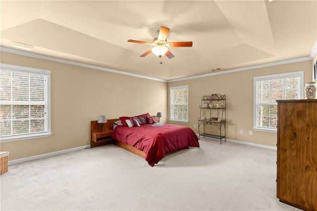 1000 Island Bluff Lane, Buford, GA 30518