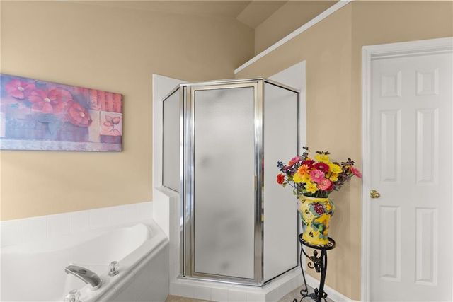 1000 Island Bluff Lane, Buford, GA 30518