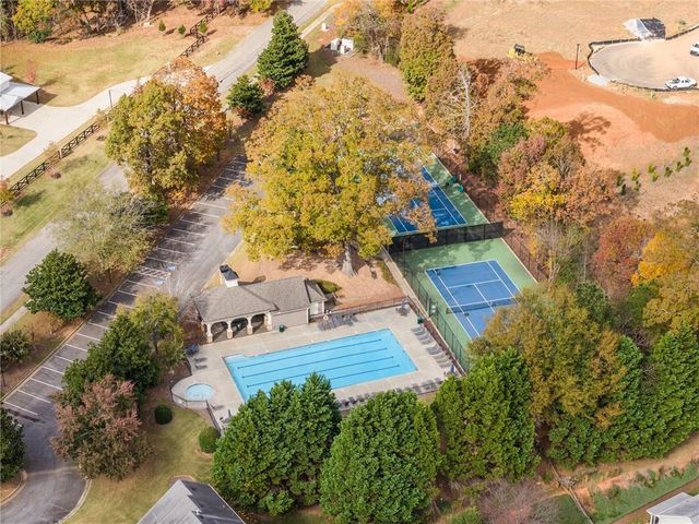 1000 Island Bluff Lane, Buford, GA 30518