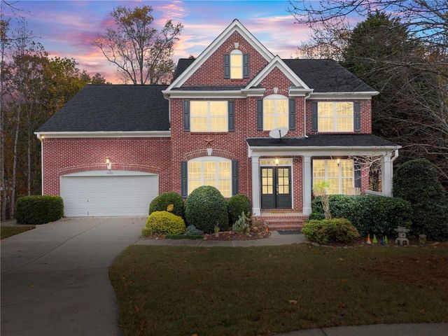 1000 Island Bluff Lane, Buford, GA 30518