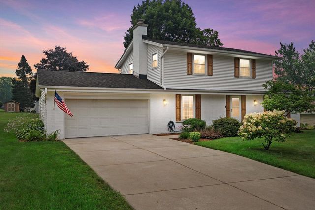507 Rawlins DRIVE, Waukesha, WI 53188