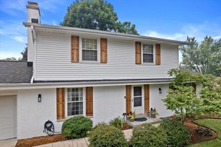 507 Rawlins DRIVE, Waukesha, WI 53188