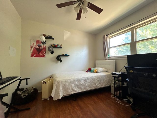 861 Russell Lane, Bedford, TX 76022