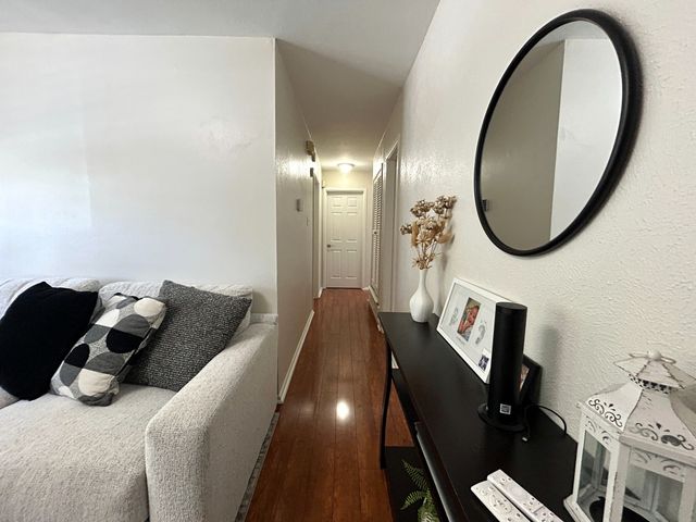 861 Russell Lane, Bedford, TX 76022